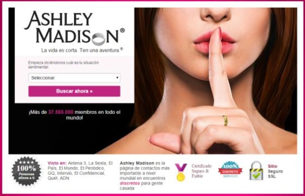 Logo de Ashley Madison opiniones. Chica de fondo imagen de la compañía.